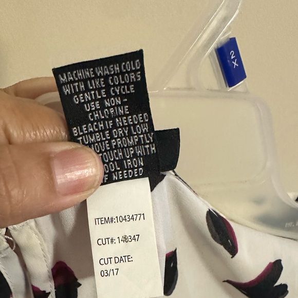 Torrid Heart Print Georgette Hi-Lo Blouse Women’s Size 1X Short Sleeve White - Picture 8 of 8